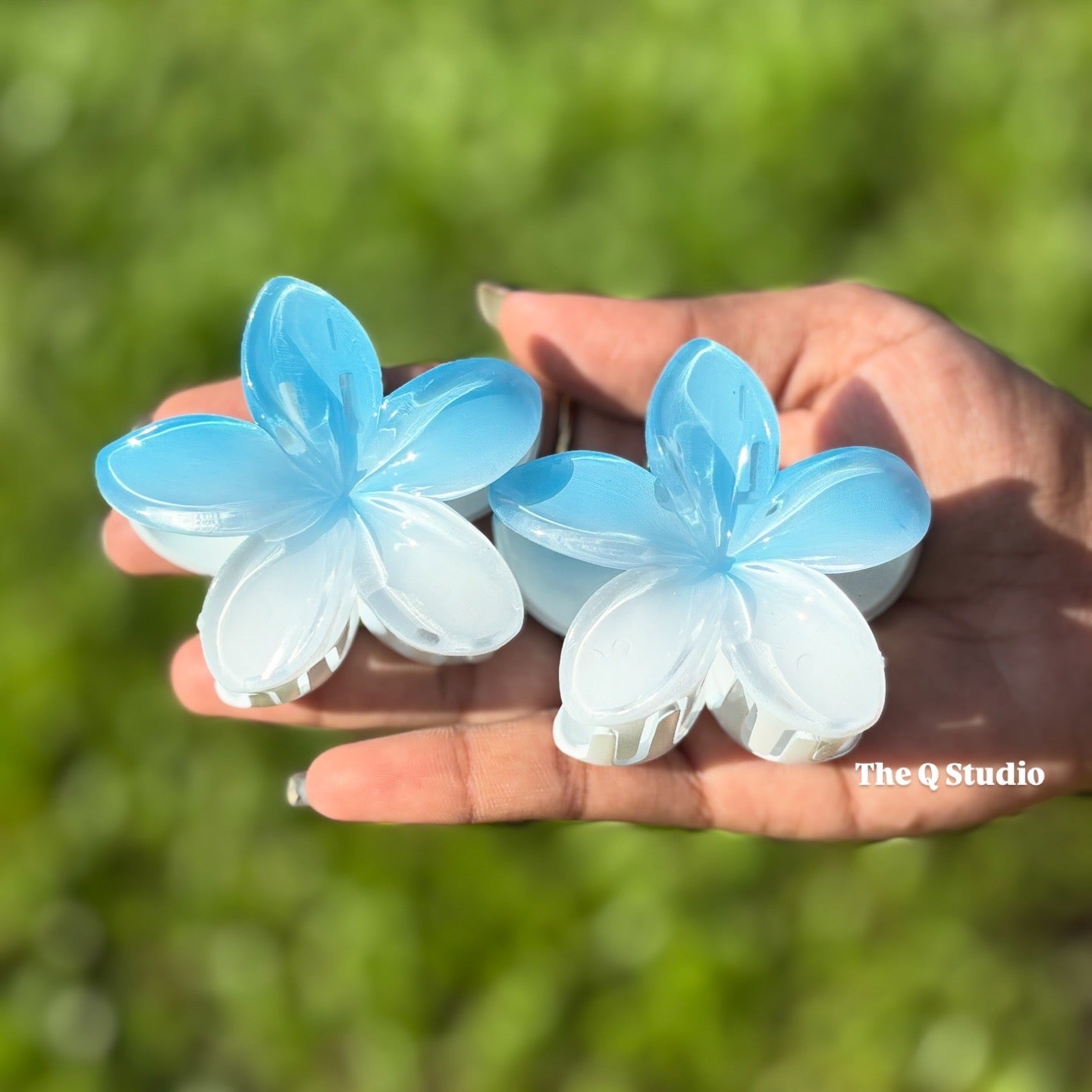 OMBRE FLOWER HAIR CLAW CLIP