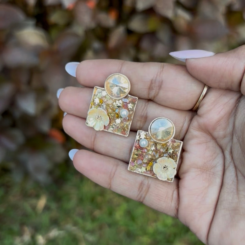 KOREAN EARRING (SQUARE SHAPED)
