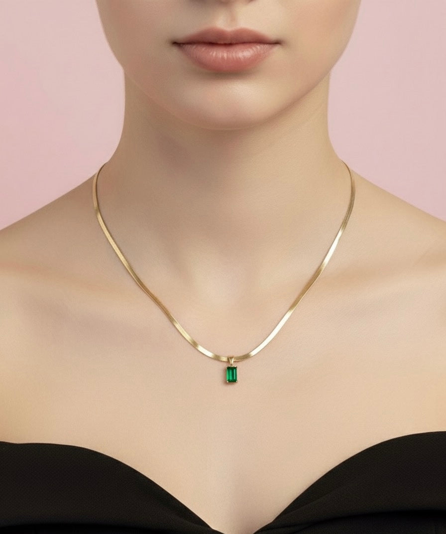 MINIMAL GREEN STONE ANTITARNISH PENDANT NECKLACE