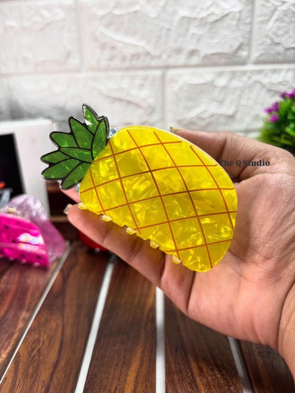 FRUIT HAIR CLAW CLIP