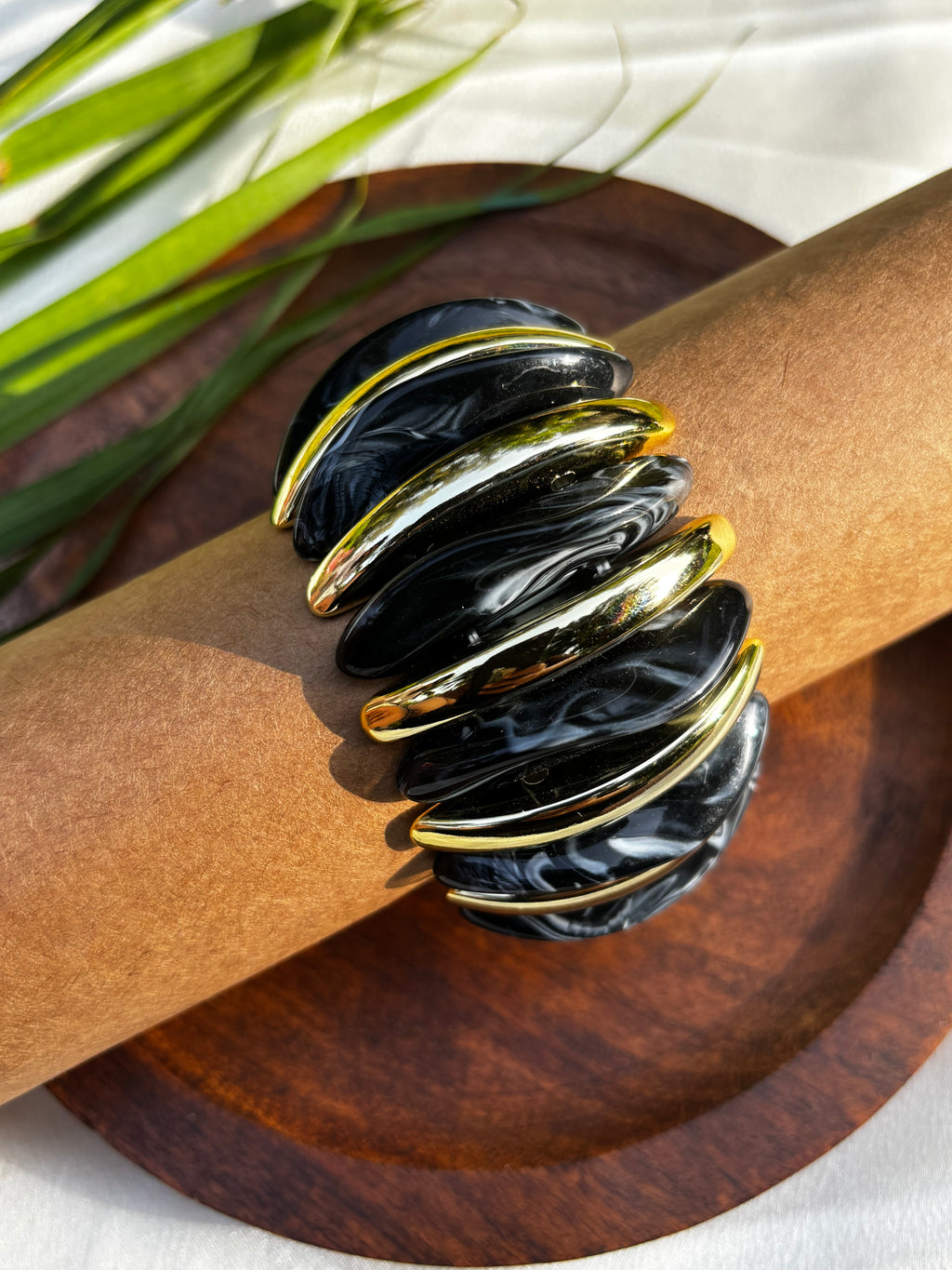 RESIN STRECHABLE BRACELET
