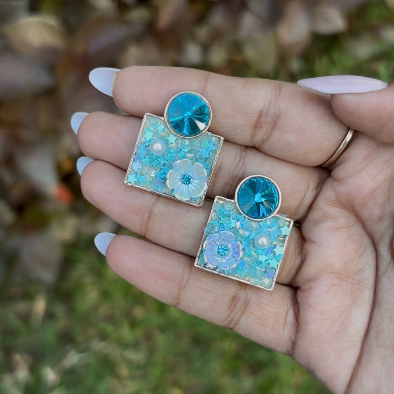 KOREAN EARRING (SQUARE SHAPED)