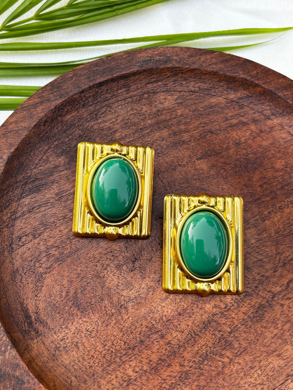 REGAL FRAME LUXE EARRING