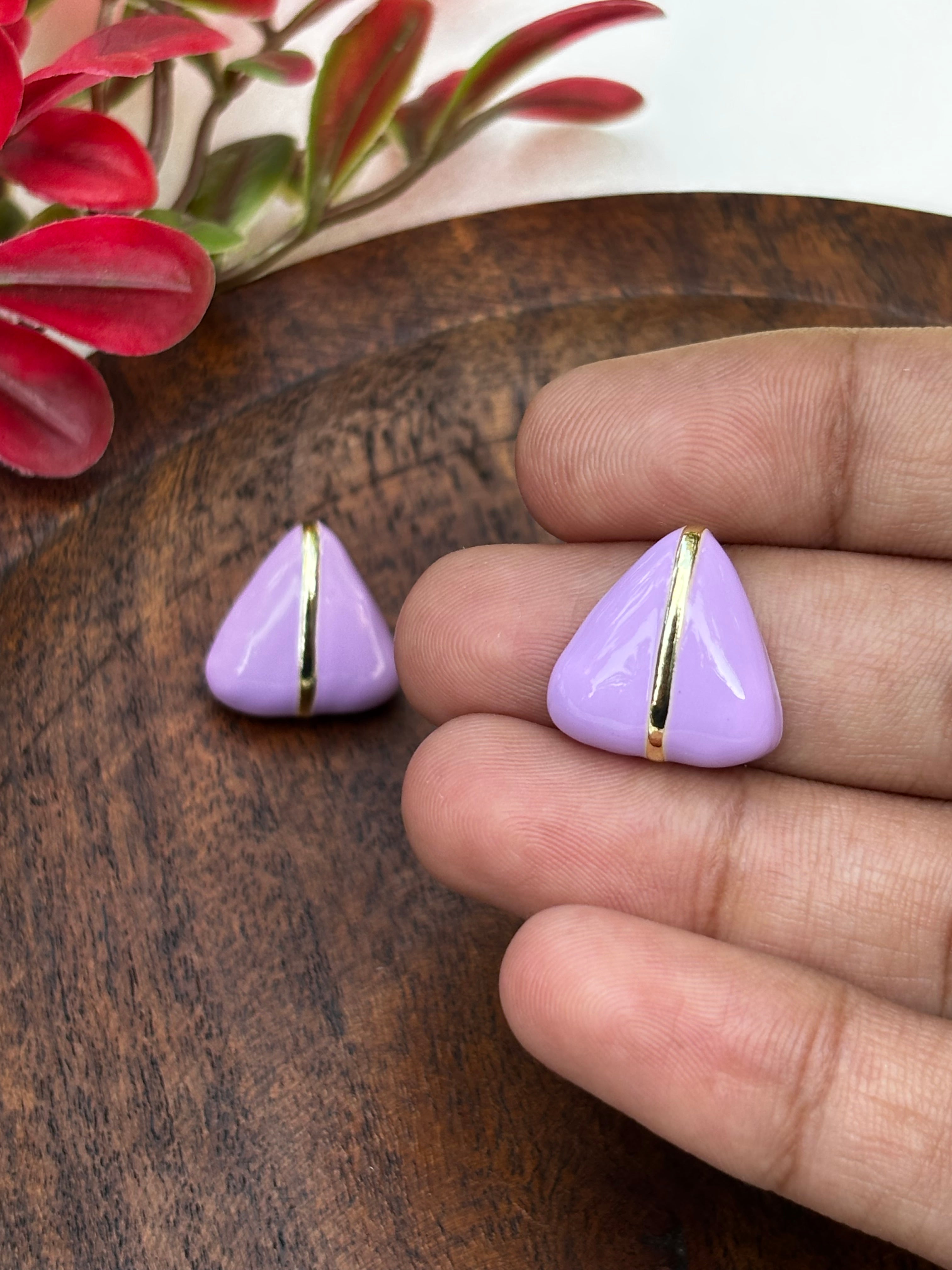 CANDY KISS STUDS