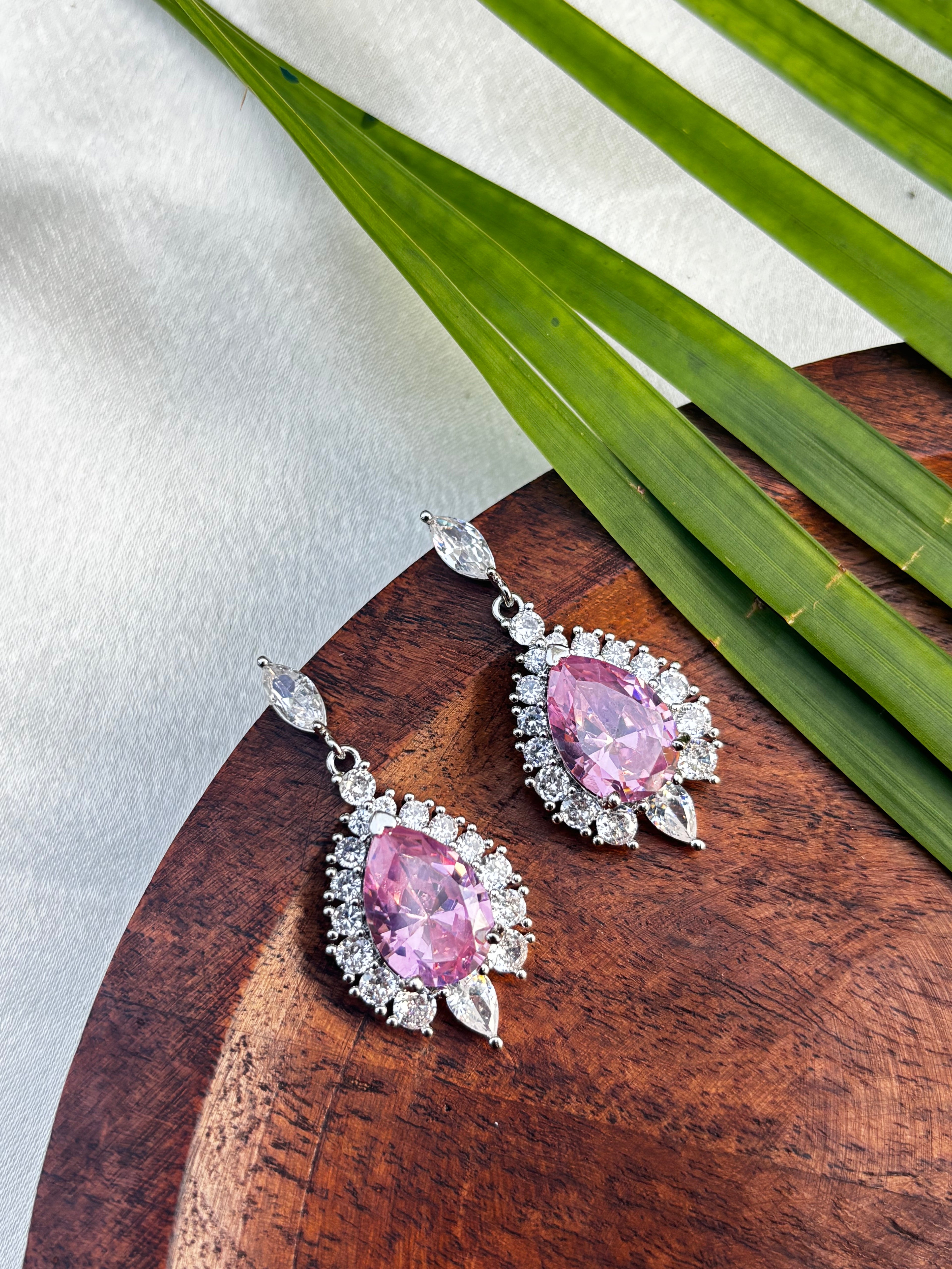 AMERICAN DIAMOND STATEMENT EARRING (SILVER BODY)
