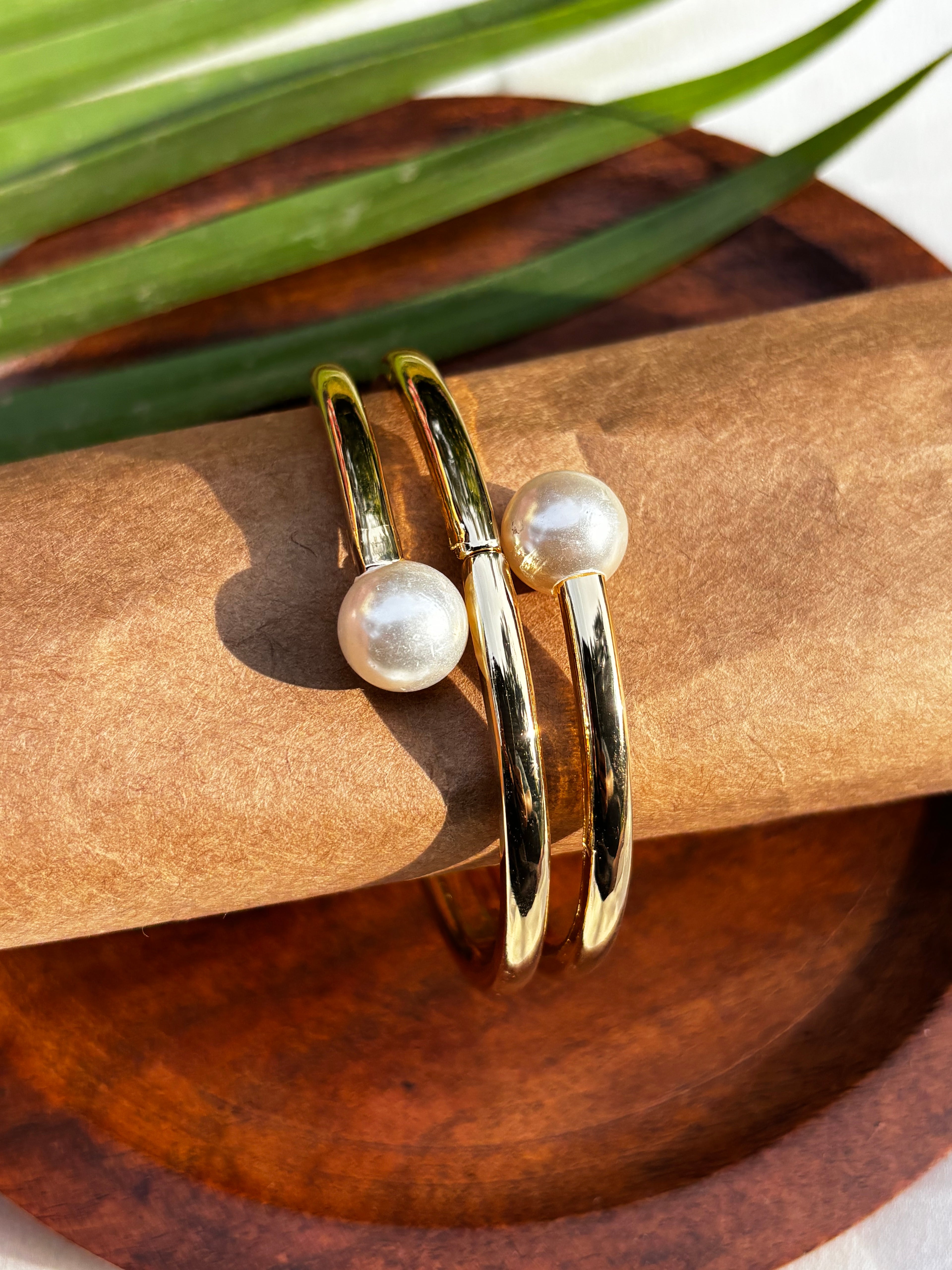 PEARL ANTITARNISH HAND KADA