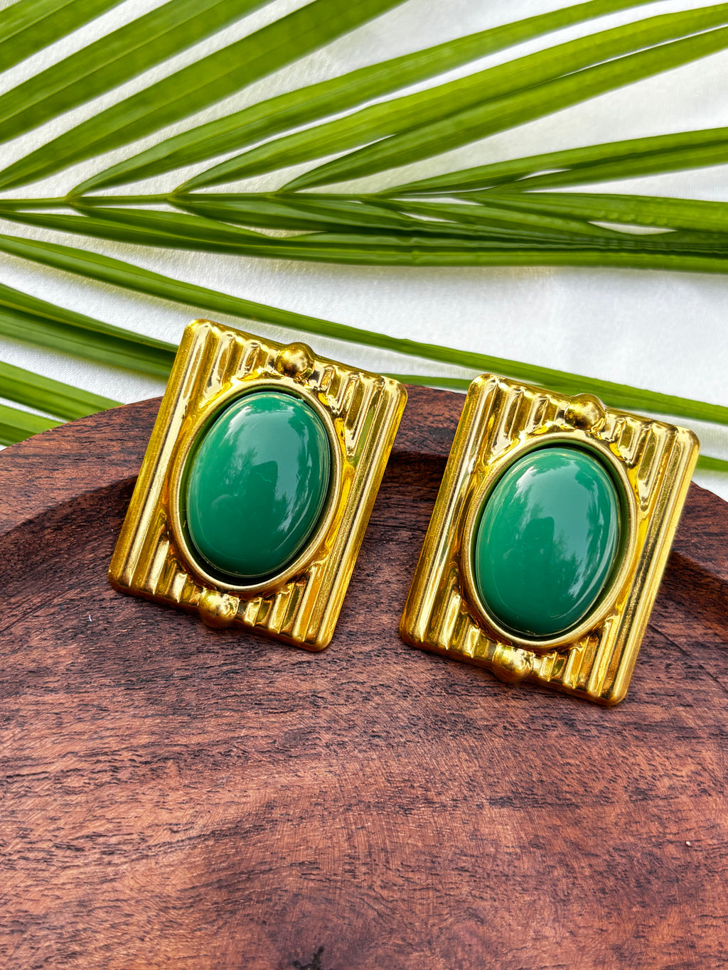 REGAL FRAME LUXE EARRING