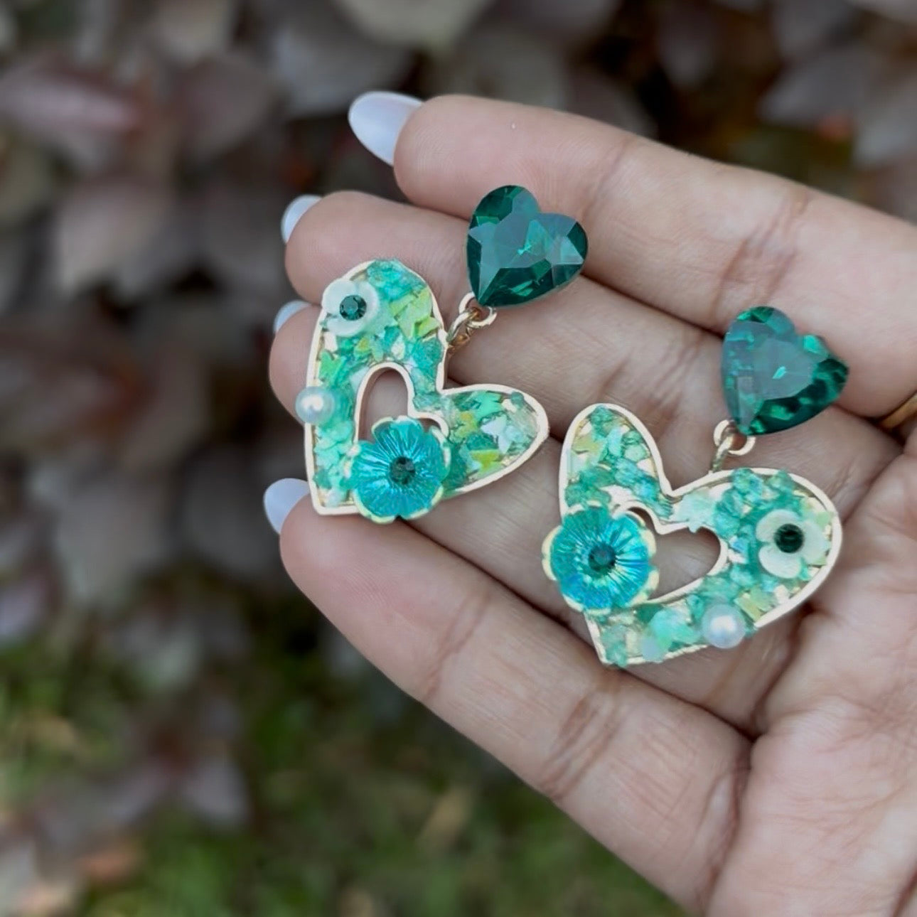 KOREAN EARRING (HEART SHAPE)