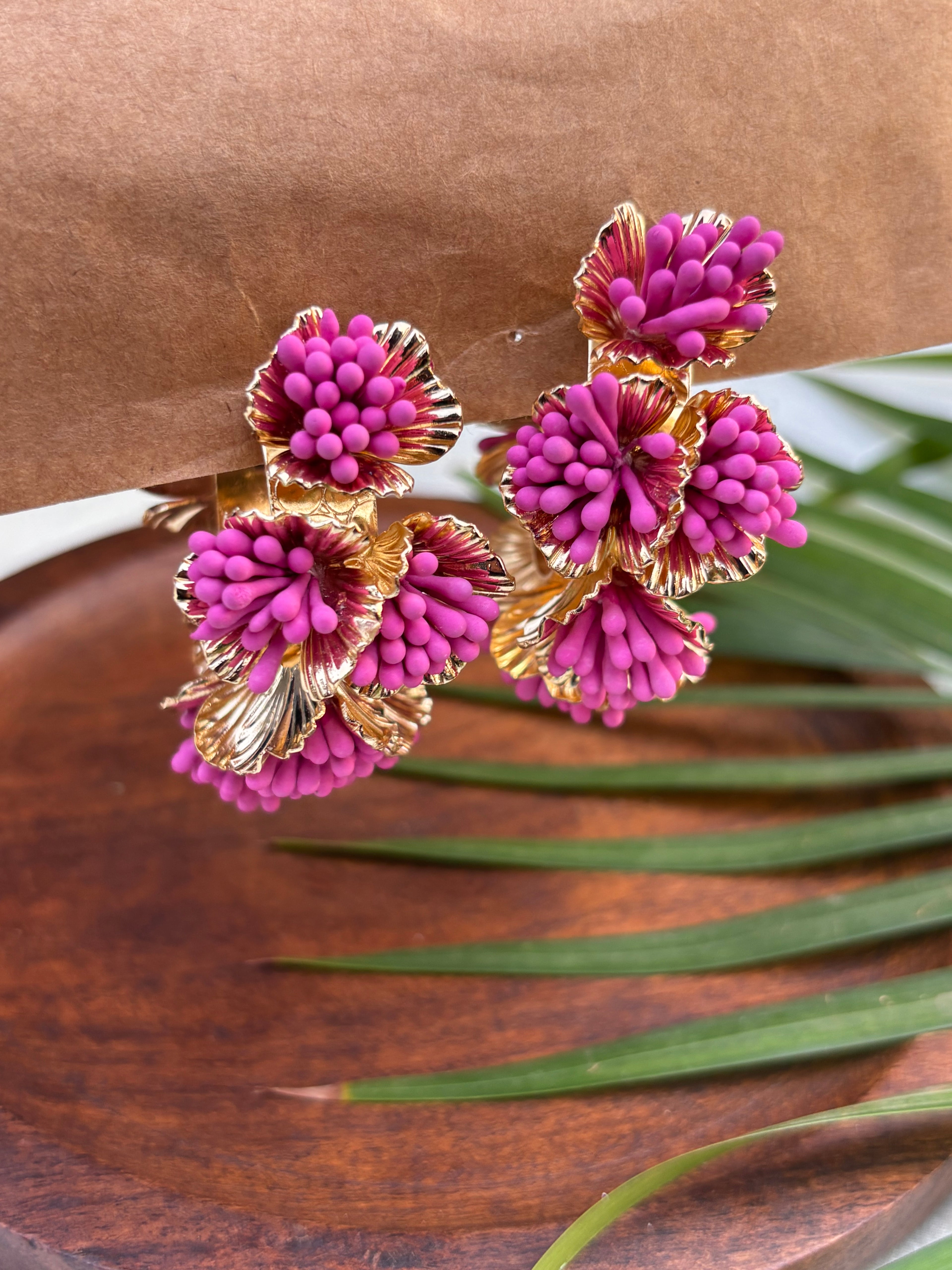 FLORAL TIDE HALF HOOPS