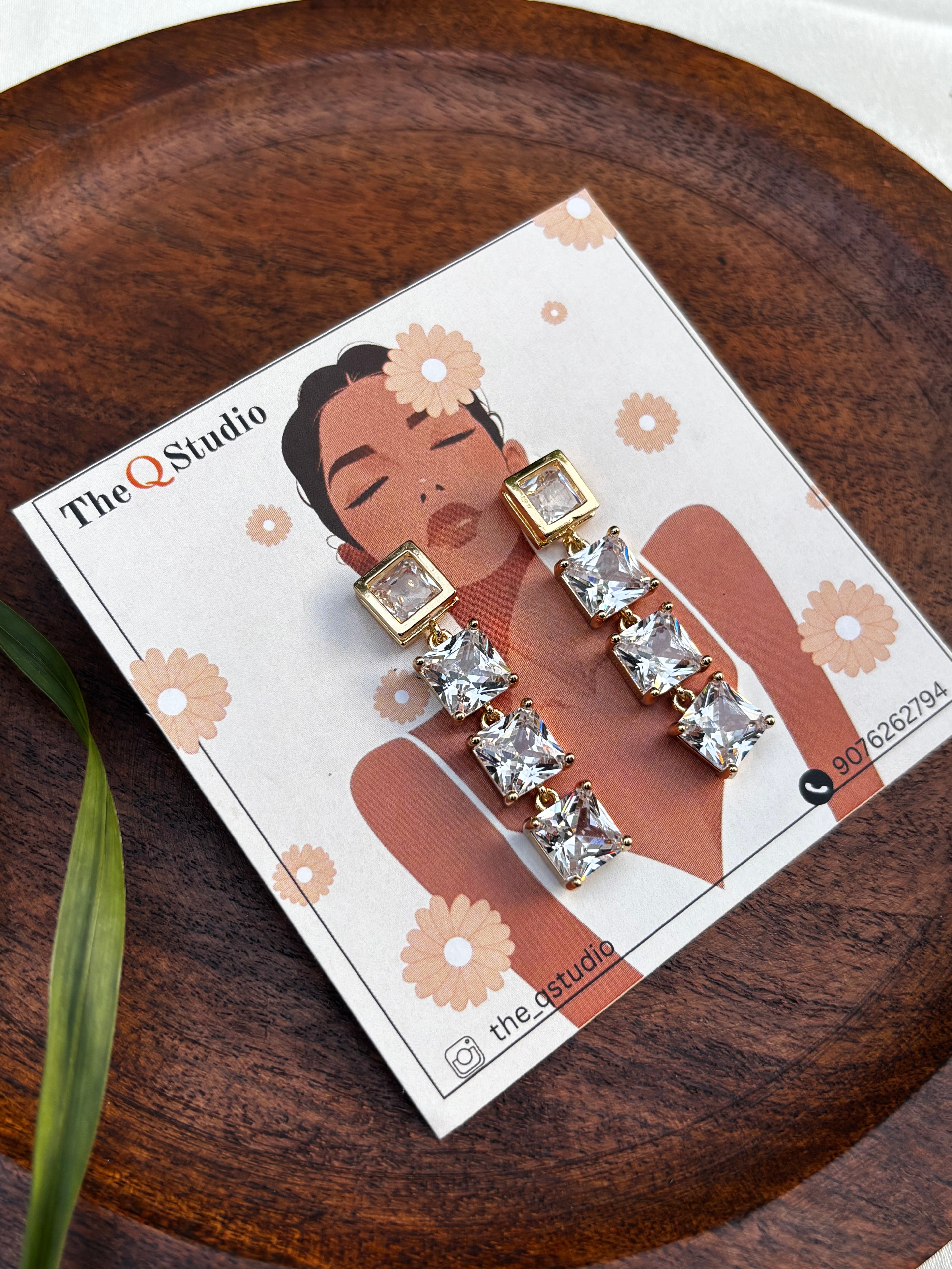 CORE DIAMOND LONG EARRINGS