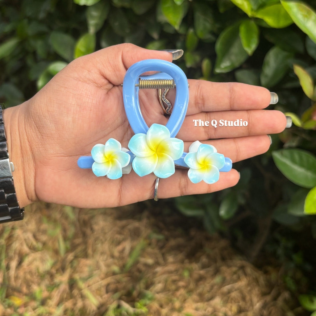PINWHEEL FLOWER HAIR CLAW CLIP