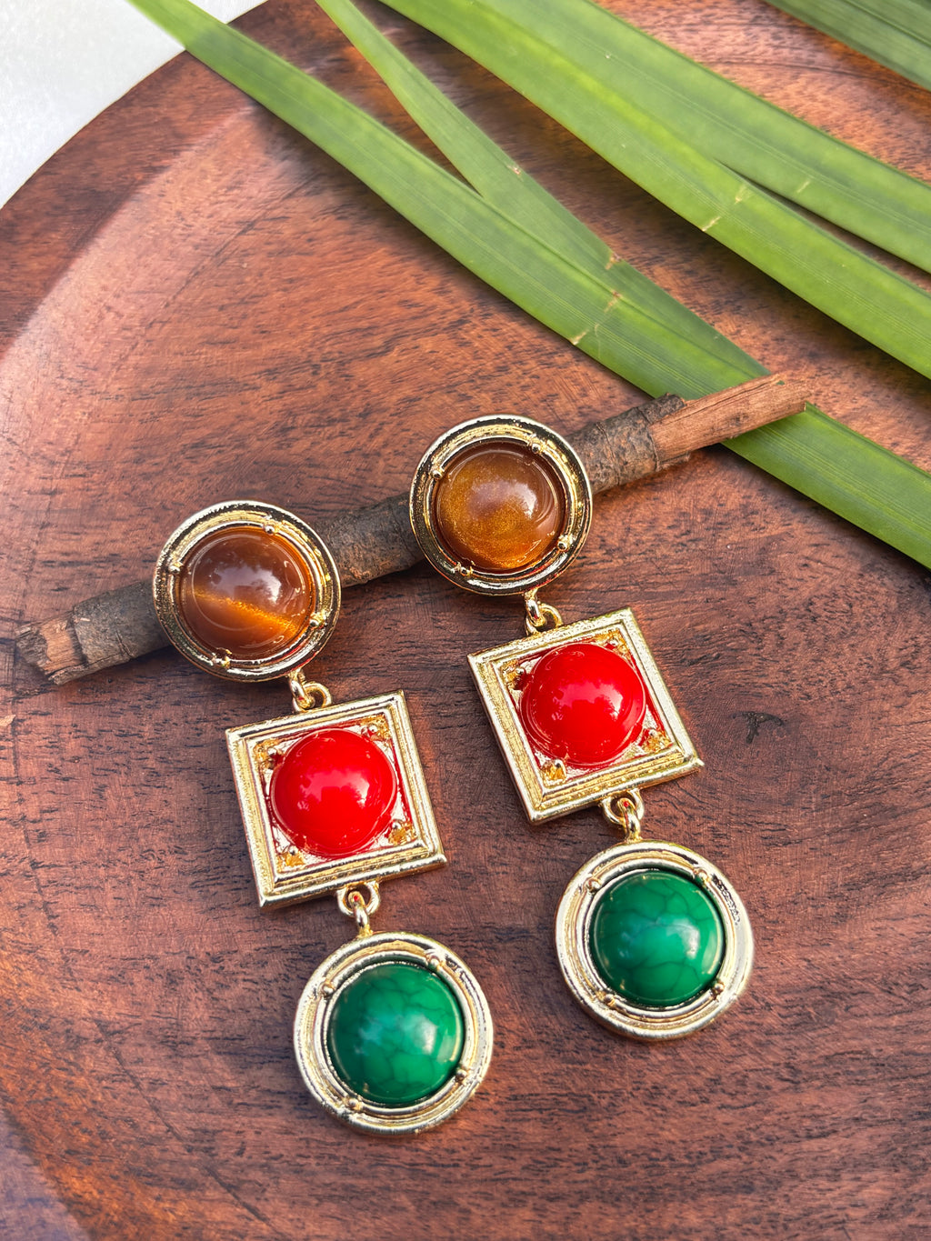 ORBIT WISPER EARRING