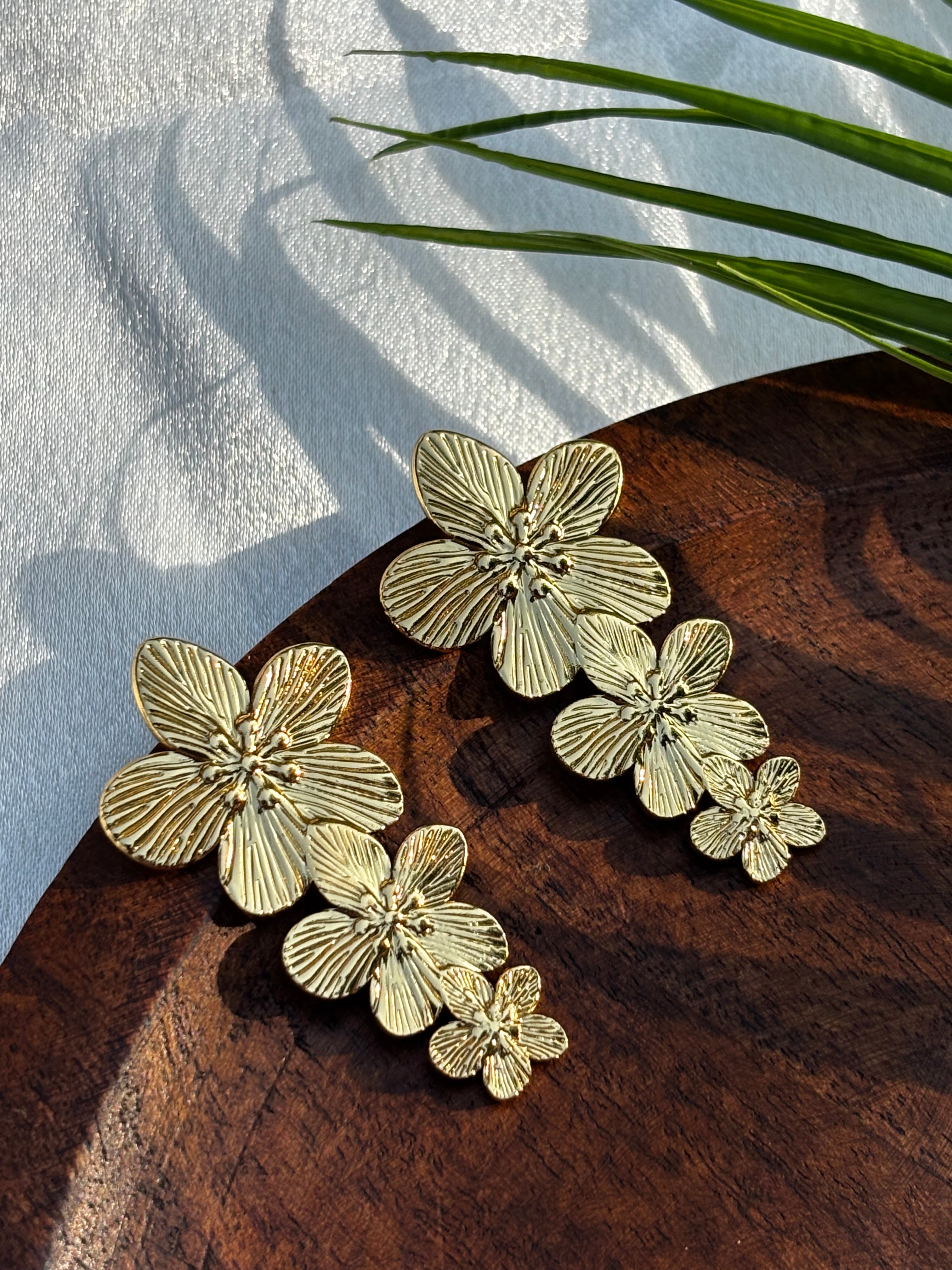 ANTITARNISH FLOWER EARRING