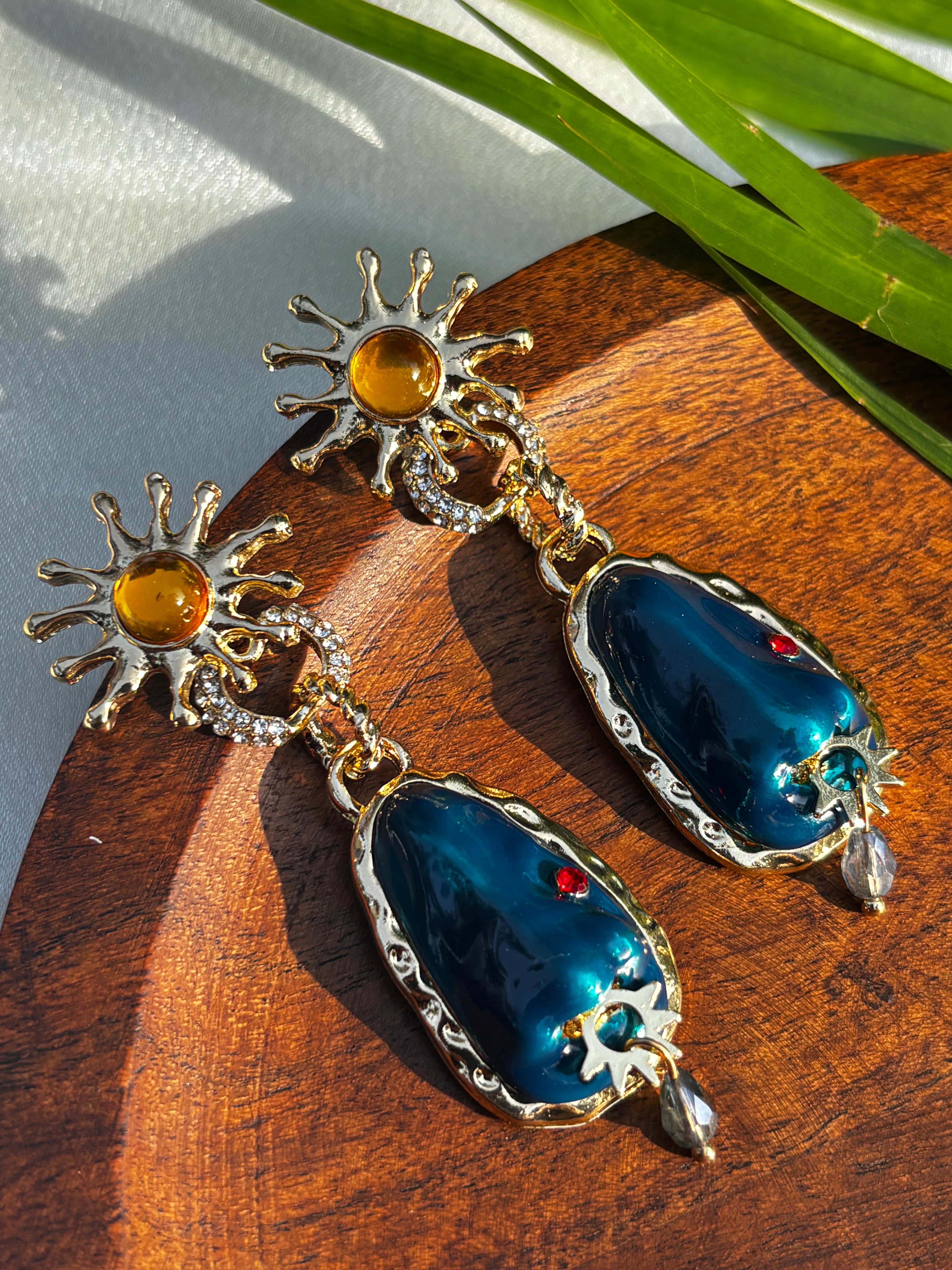 BLUE SUNNY EARRING