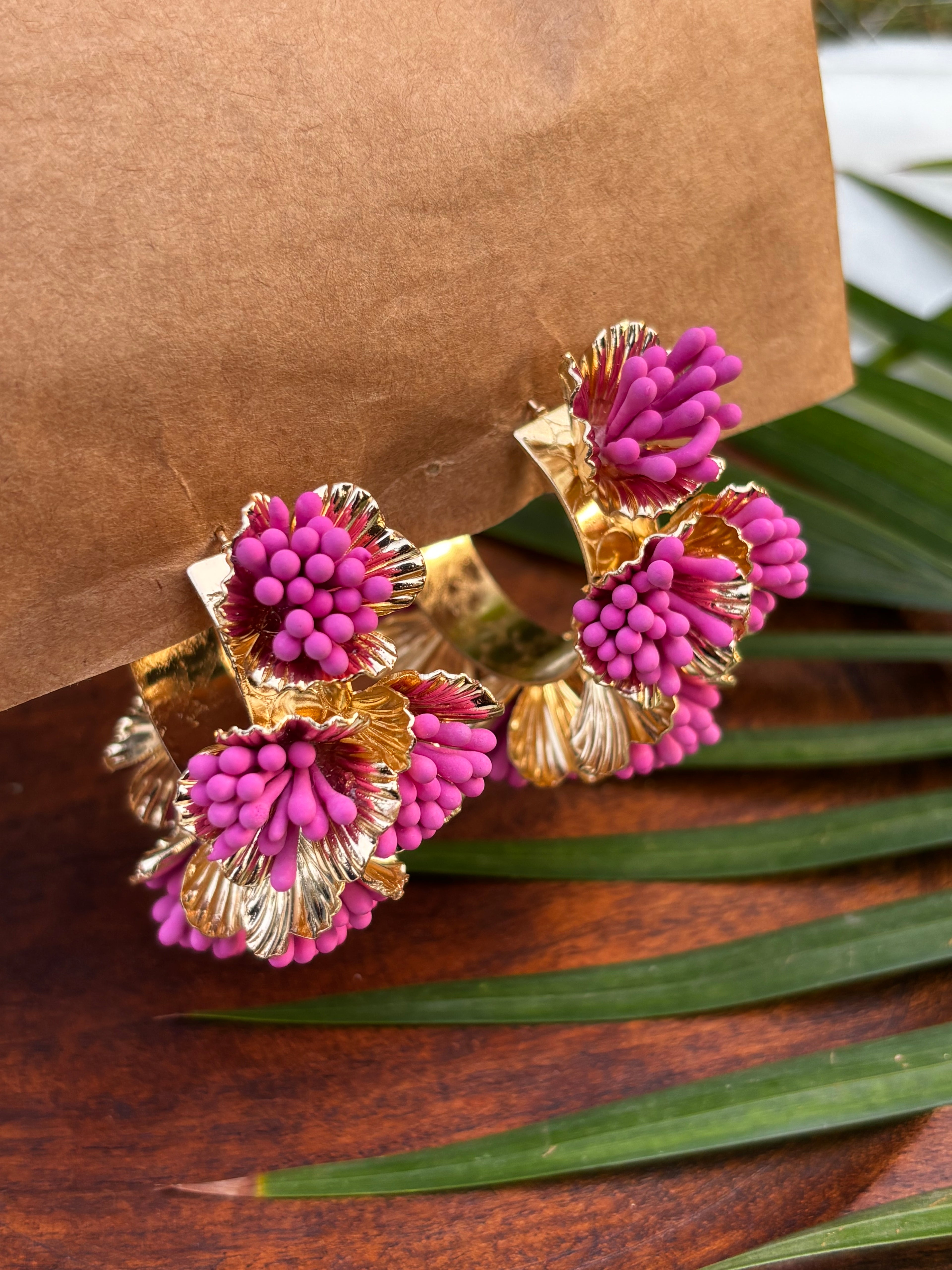 FLORAL TIDE HALF HOOPS