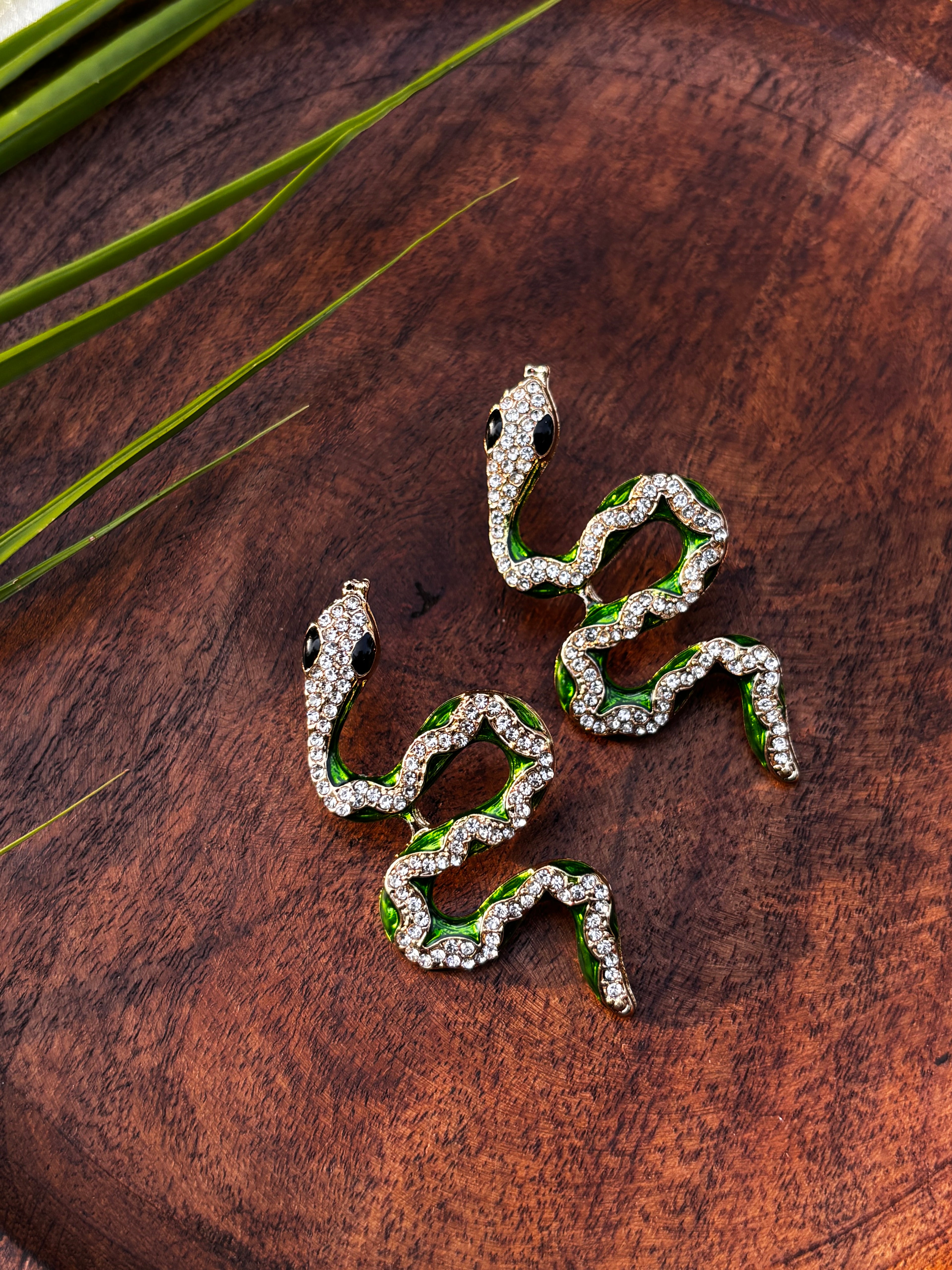 COBRA GALM EARRINGS