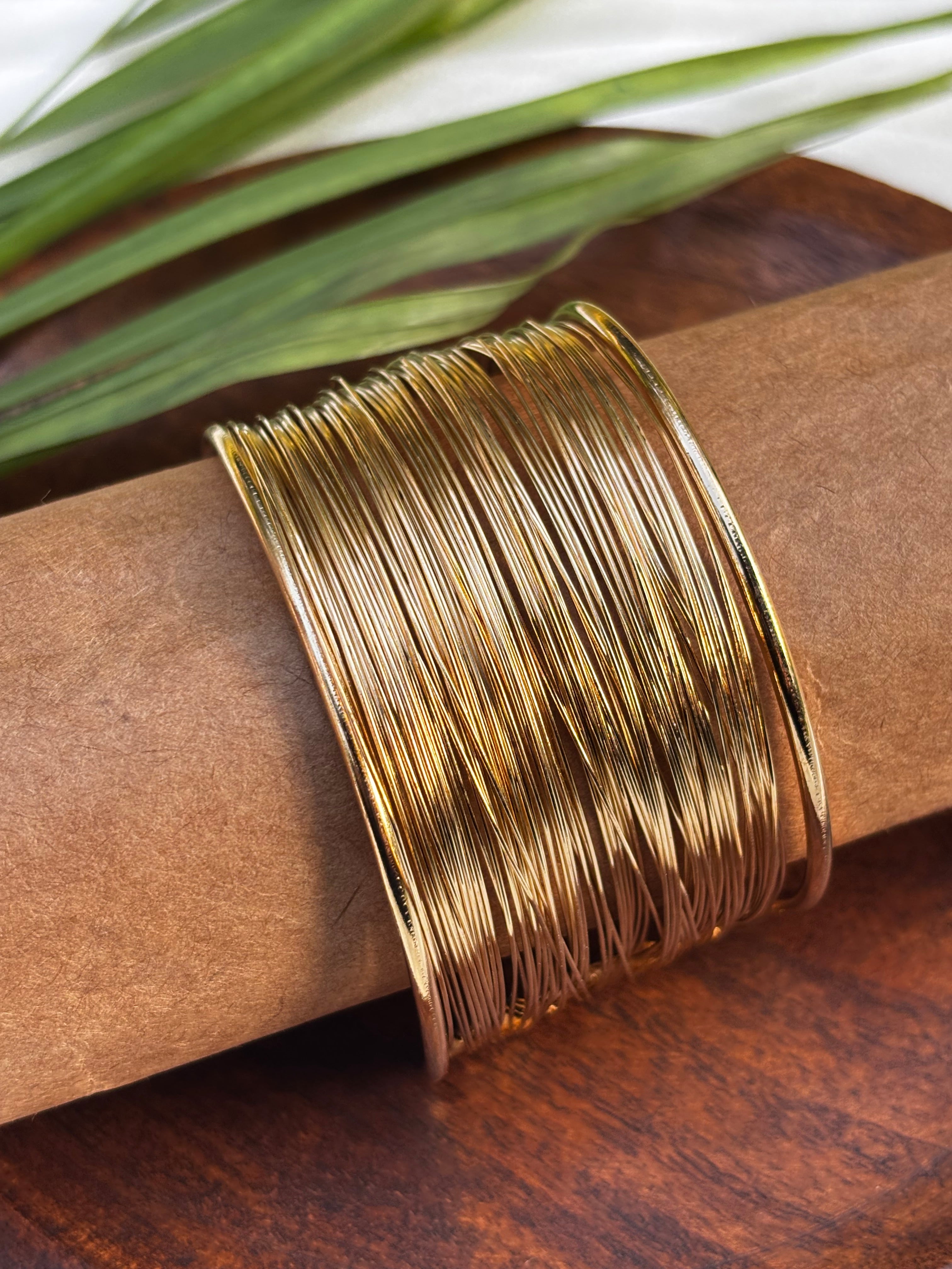 ANTITARNISH WIRED CUFF