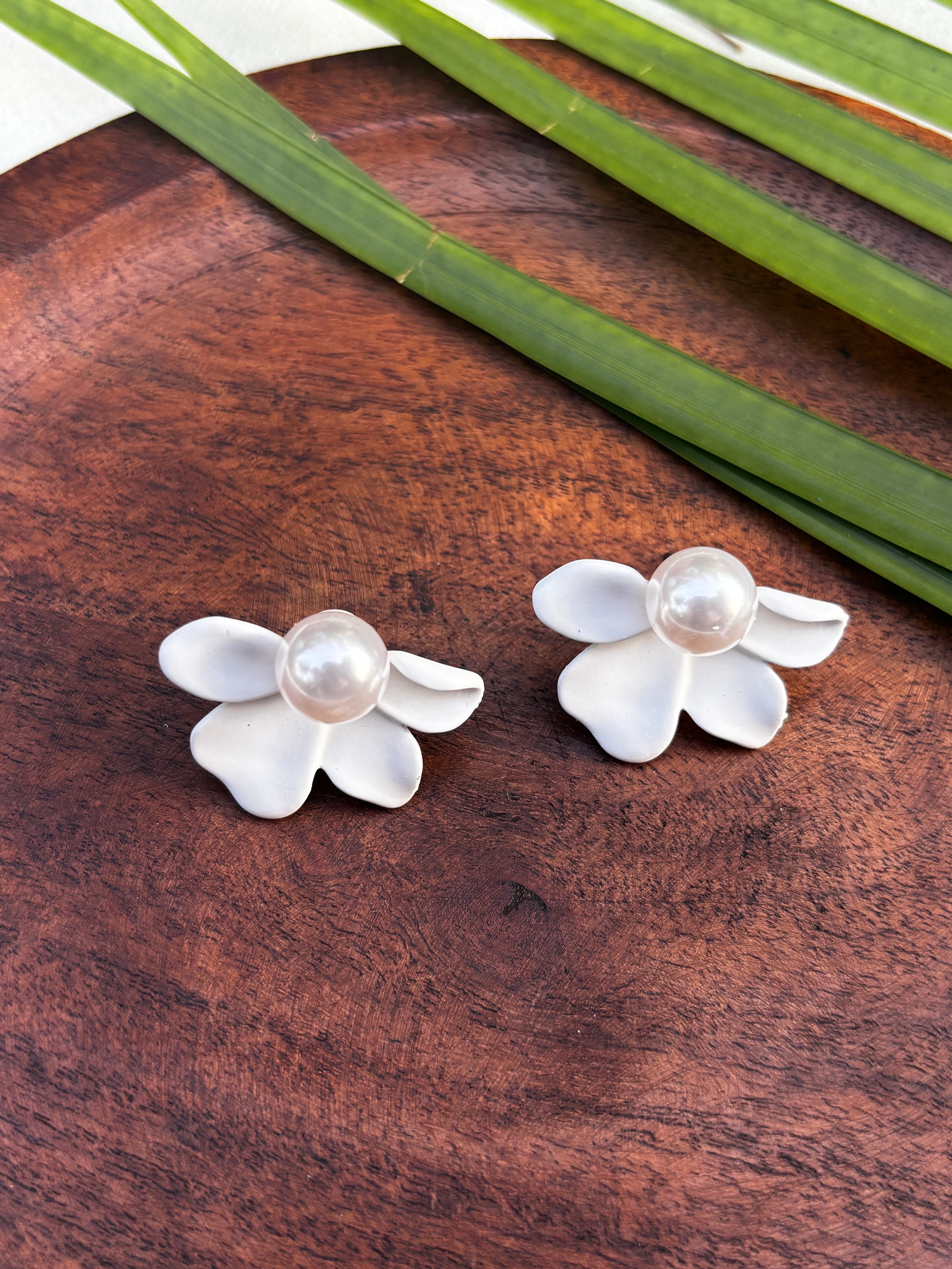 JASMINE FLOWER EARRING