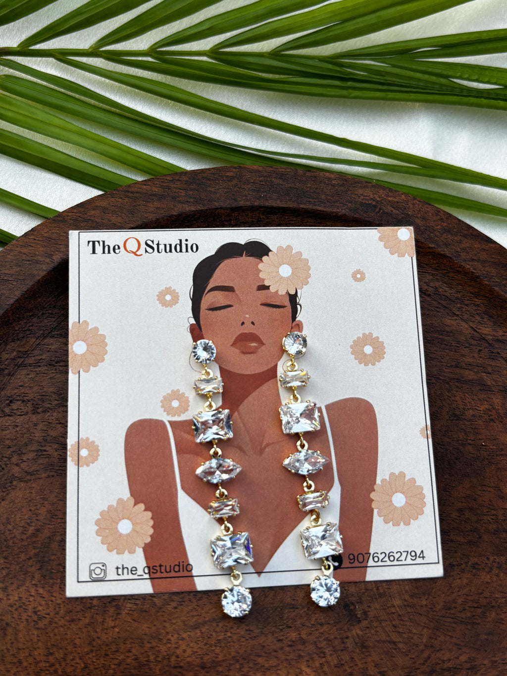 WHITE DIAMOND LONG EARRING
