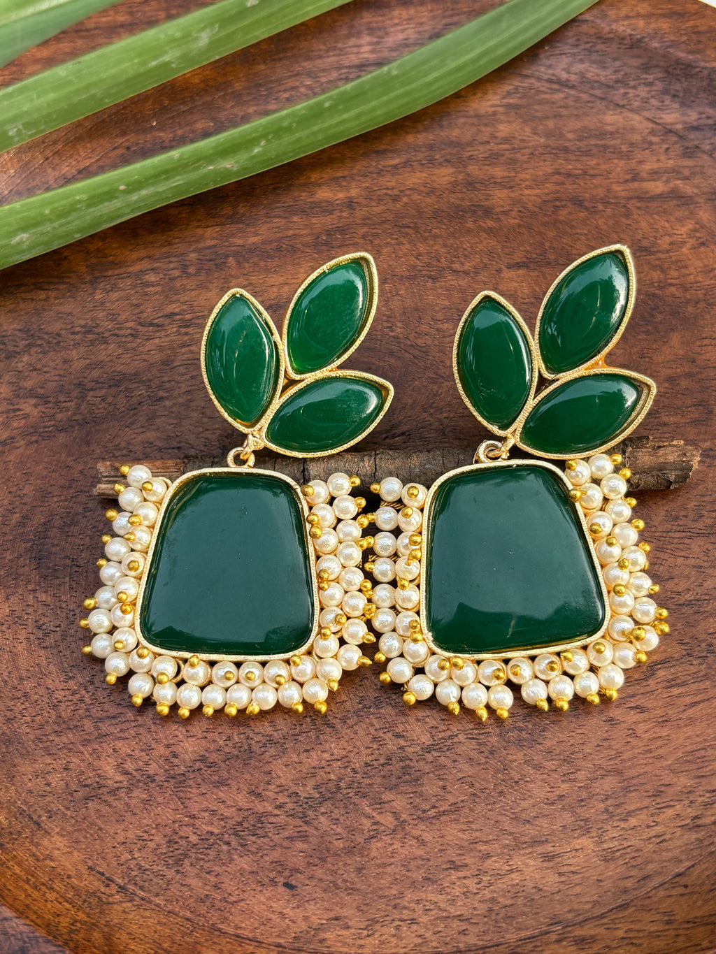 LEAF SOLID STONE EARRINGS