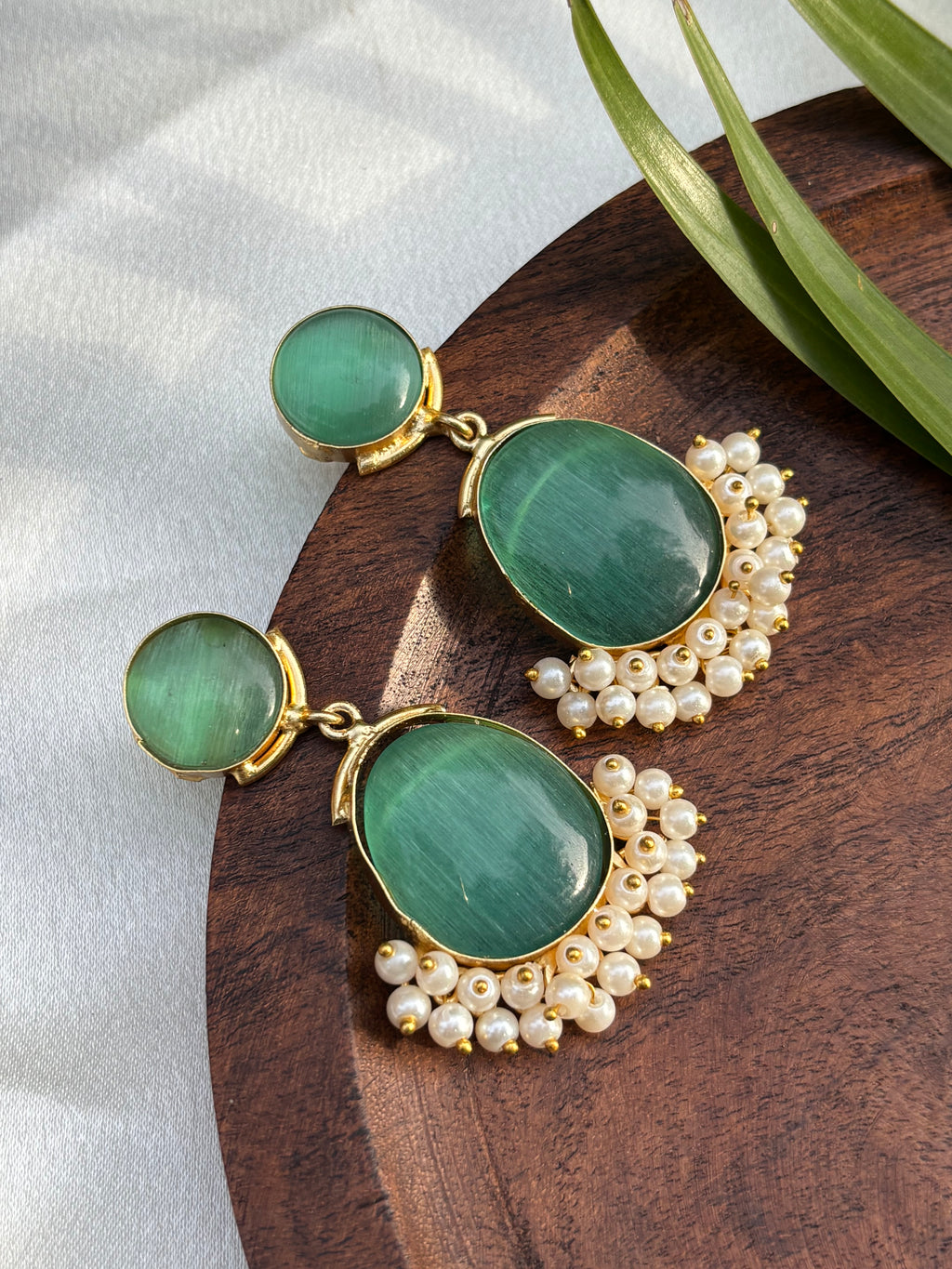 COLOR POP TRADITIONAL TOUCH EARRING