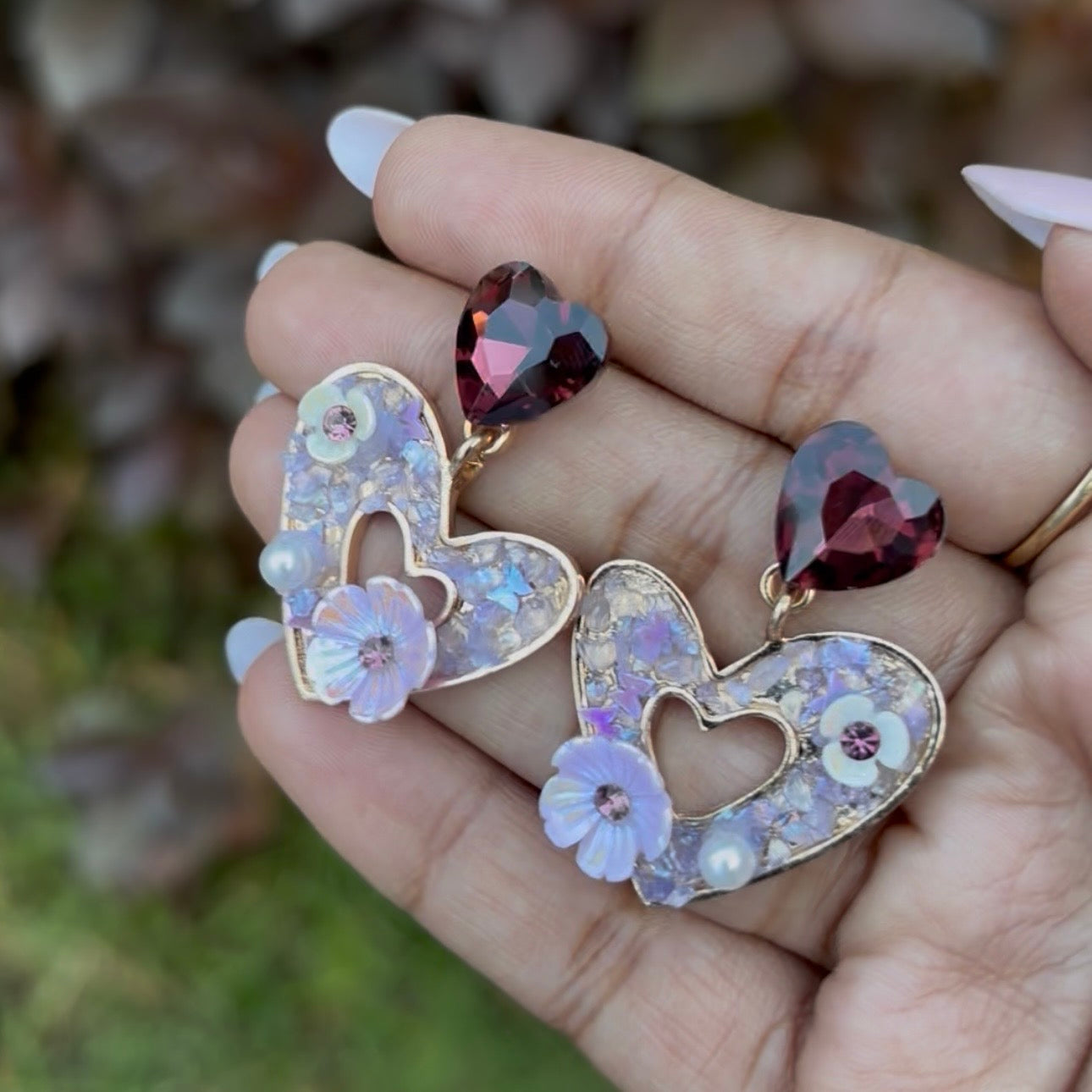 KOREAN EARRING (HEART SHAPE)