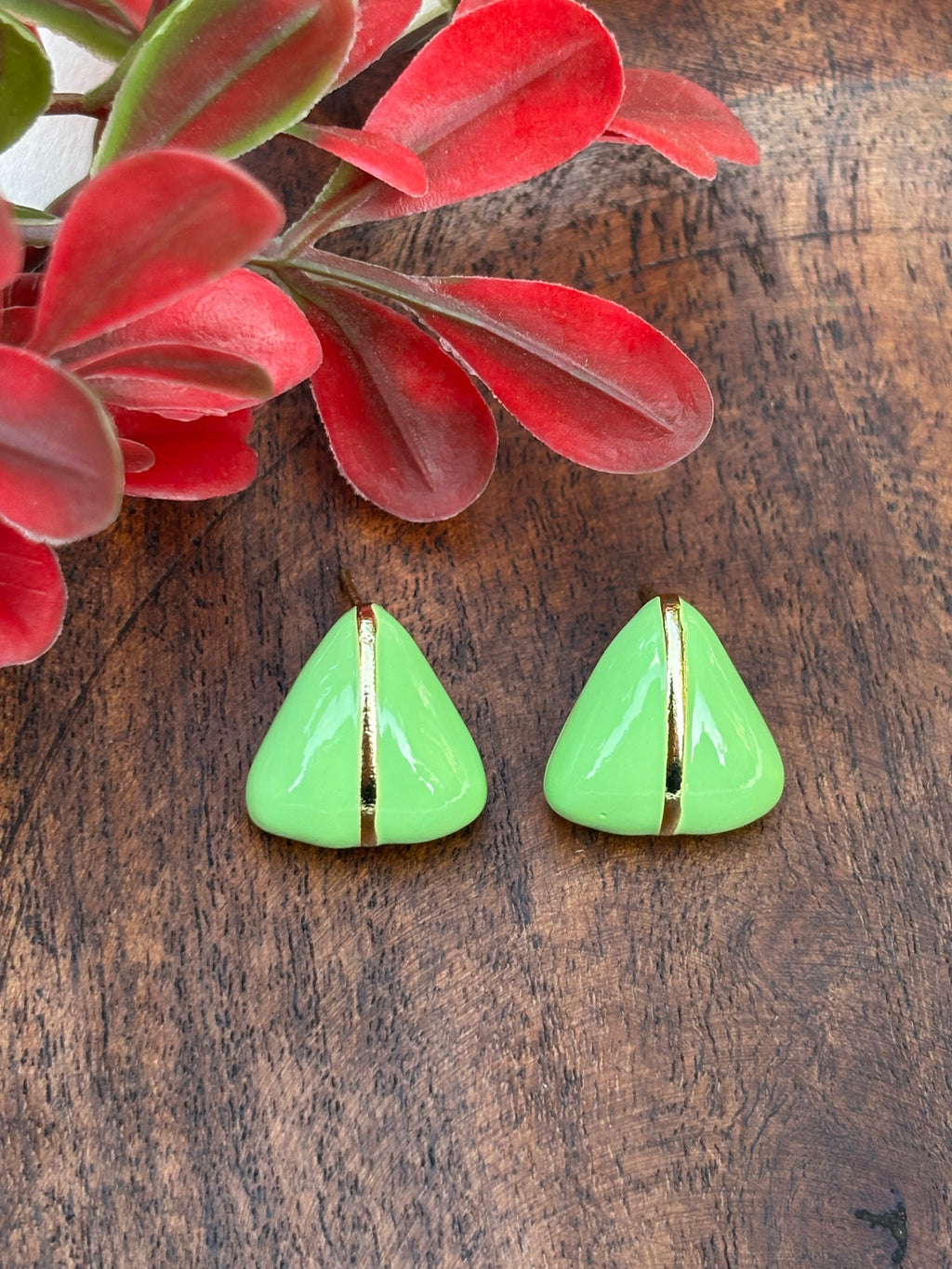 CANDY KISS STUDS