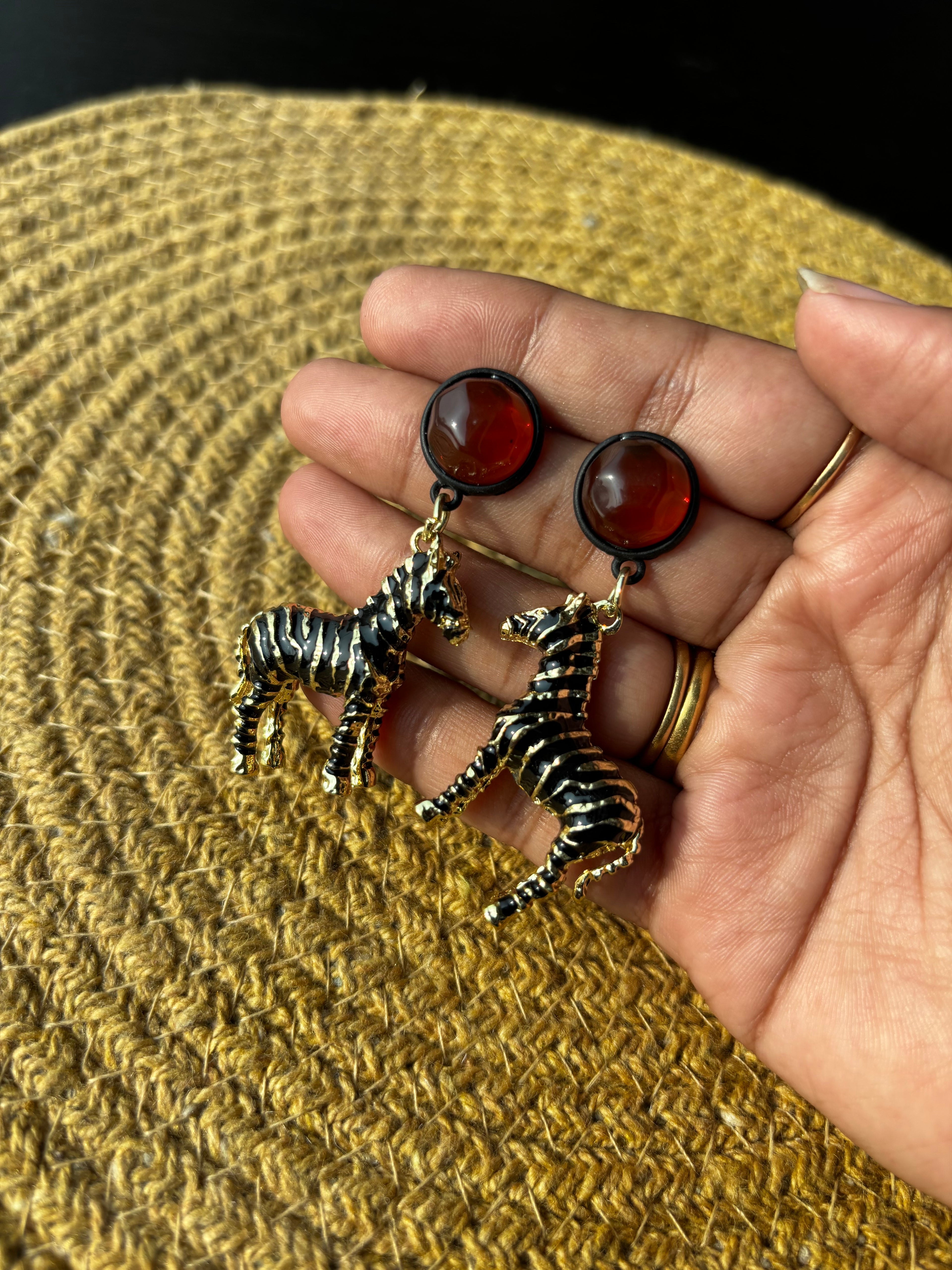 ZEBRA CHARM EARRING